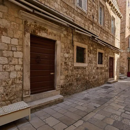 アパート Sebastiaan